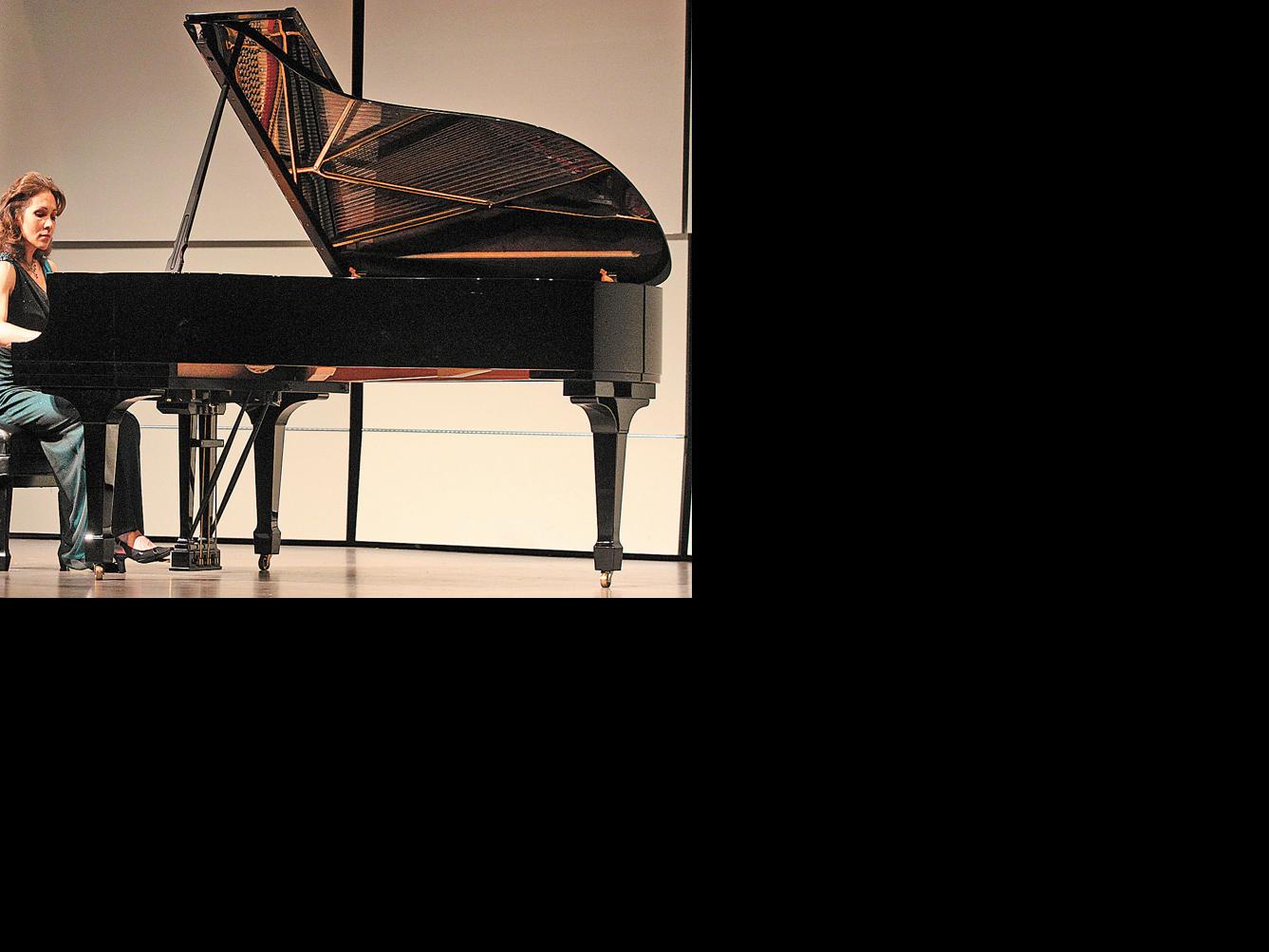 The Life Of A Concert Pianist Viewpoint Shorelinemedia