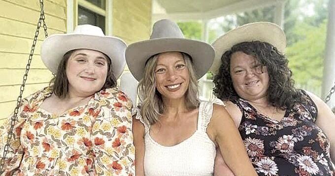 Honky-Tonk Angels brings country musical to The Playhouse - Vimarsana News
