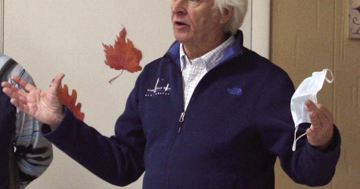 Reeds talk photography, more at Scottville Senior Center | News Reeds talk photography, more at Scottville Senior Center | News
