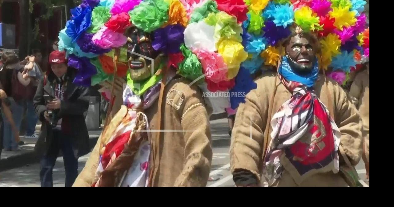 Indigenous dancers bring color and tradition to Mexico City for Day of Indigenous Peoples