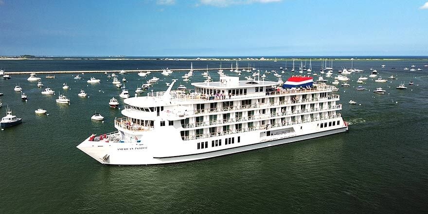 City approves use of seawall for Cruise line
