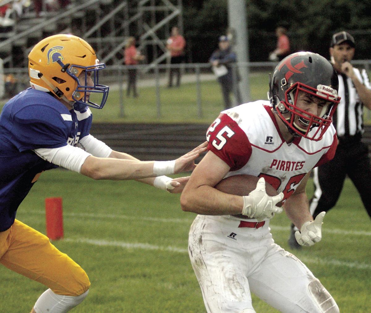 Pearson Sets Hesperia Rushing Record In Hesperia Football S Win Football Shorelinemedia Net