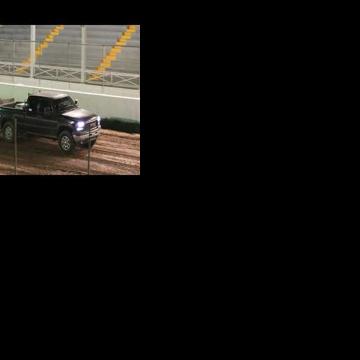 Friday Night Pulls   Pro Street Diesel | Fair | shorelinemedia.net->すべての結果