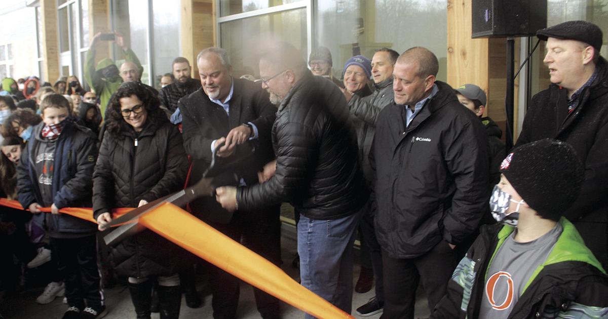 Dozens get first glimpse of new Ludington Elementary School | News Dozens get first glimpse of new Ludington Elementary School | News