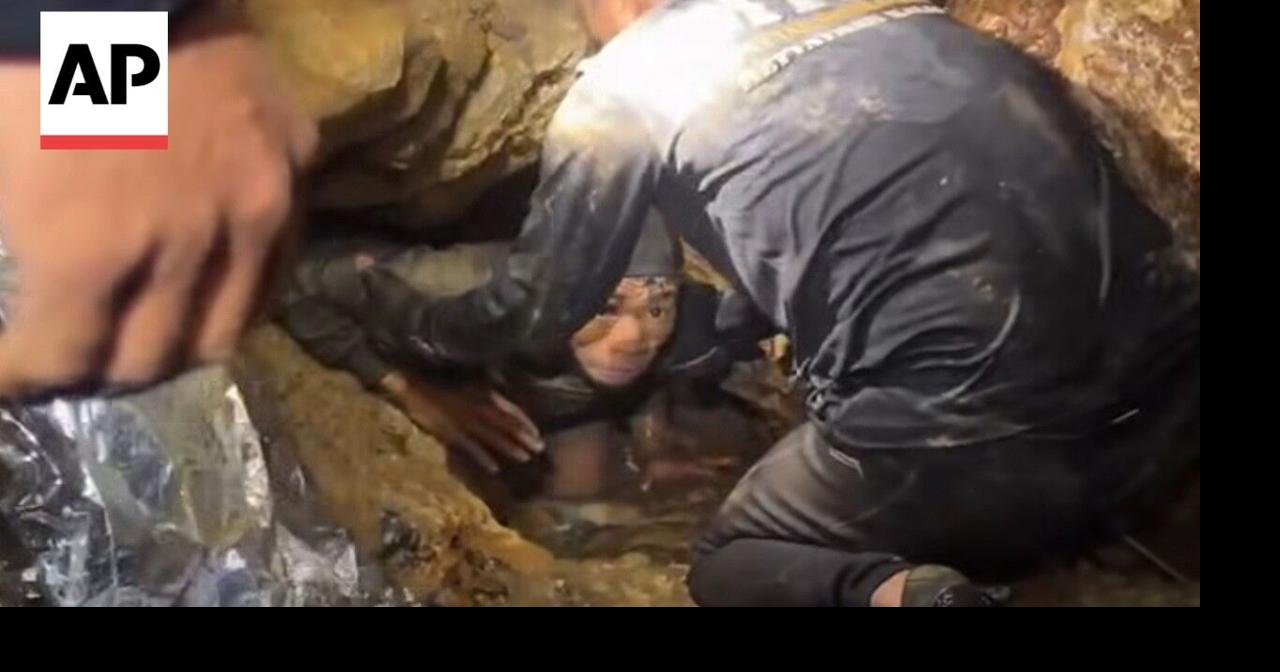 Video shows rescuers evacuating 5 villagers trapped in a cave in Laos