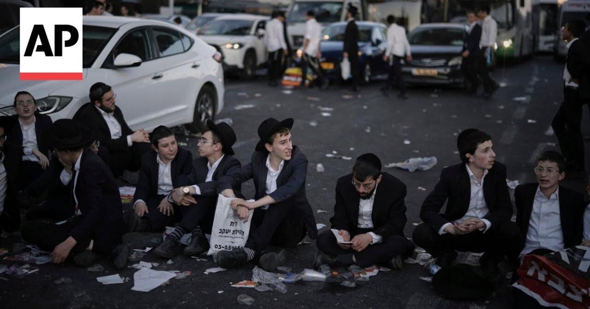 Ultra-Orthodox Jews block Jerusalem highway to protest military enlistment