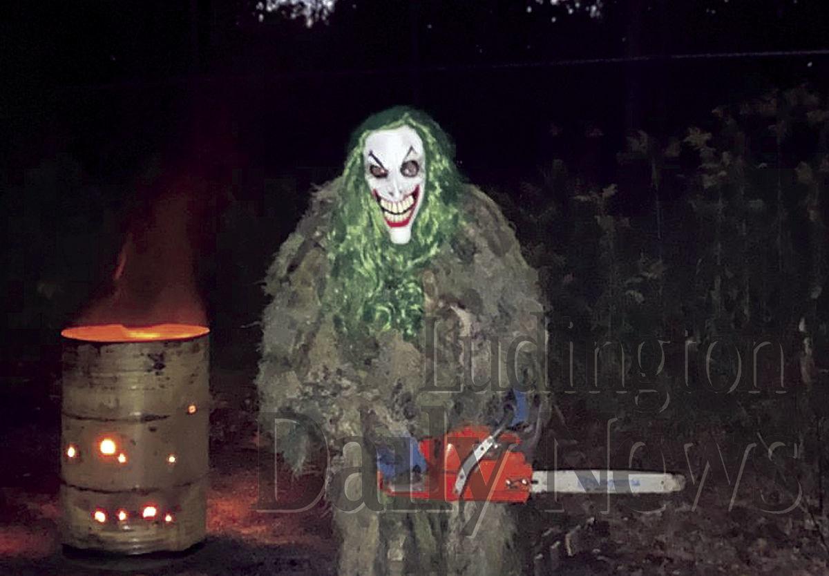 Cages of Carnage Haunted Prison fundraiser draws thousands Local