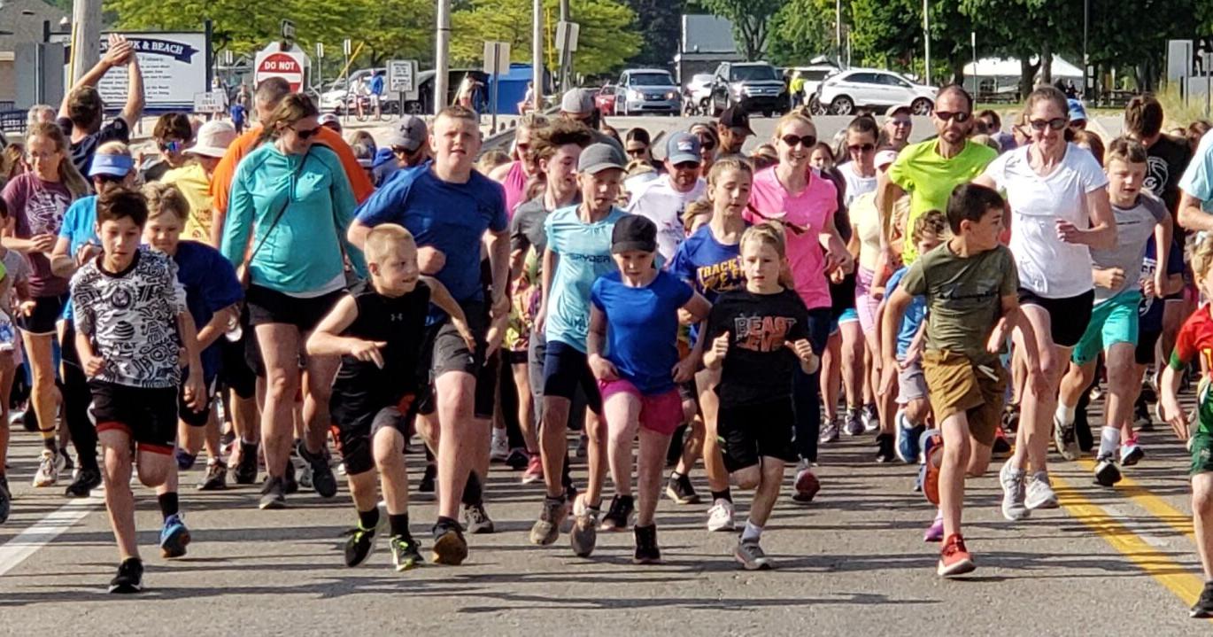 Corewell Health Ludington Hospital hosts Lakestride Family Fun Run - Vimarsana News