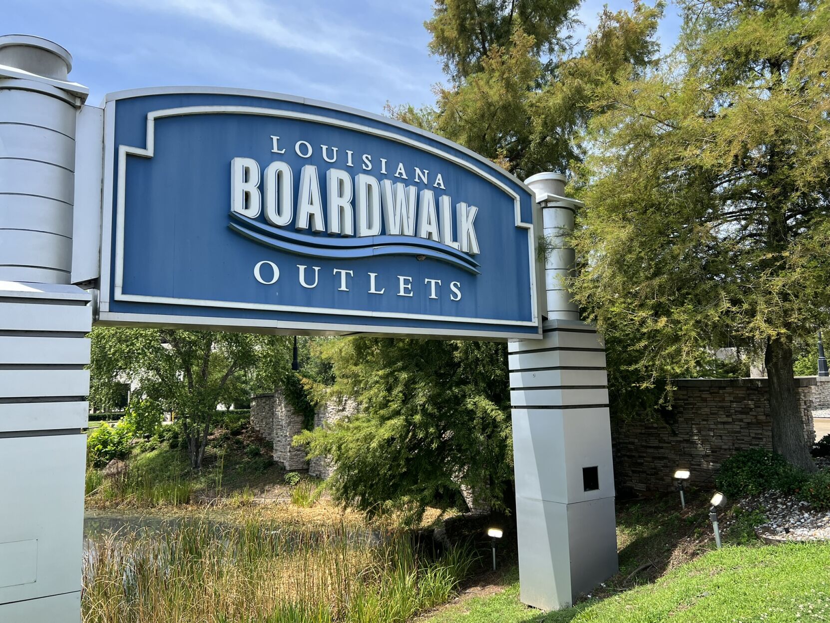 nike outlet boardwalk