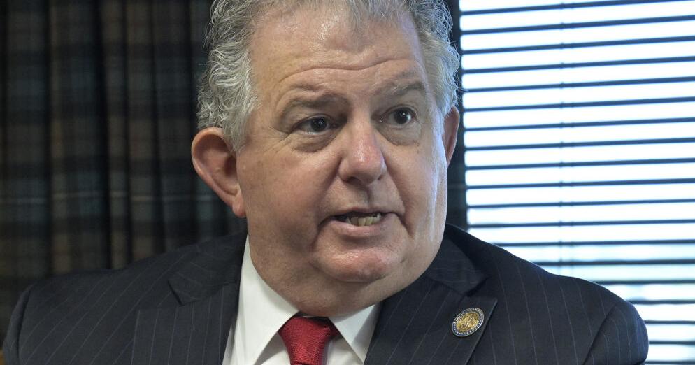 Shreveport Mayor Tom Arceneaux touts economic development, violent crime reduction in address