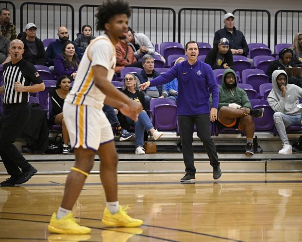 LSUS coach helps turn 11thhour quandary into run