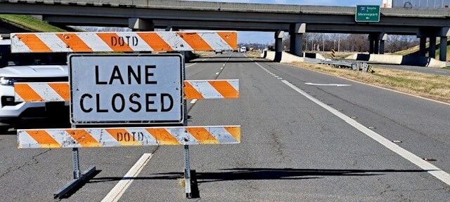 18-wheeler flips, spills acid on I-49 in Caddo Parish | News ...