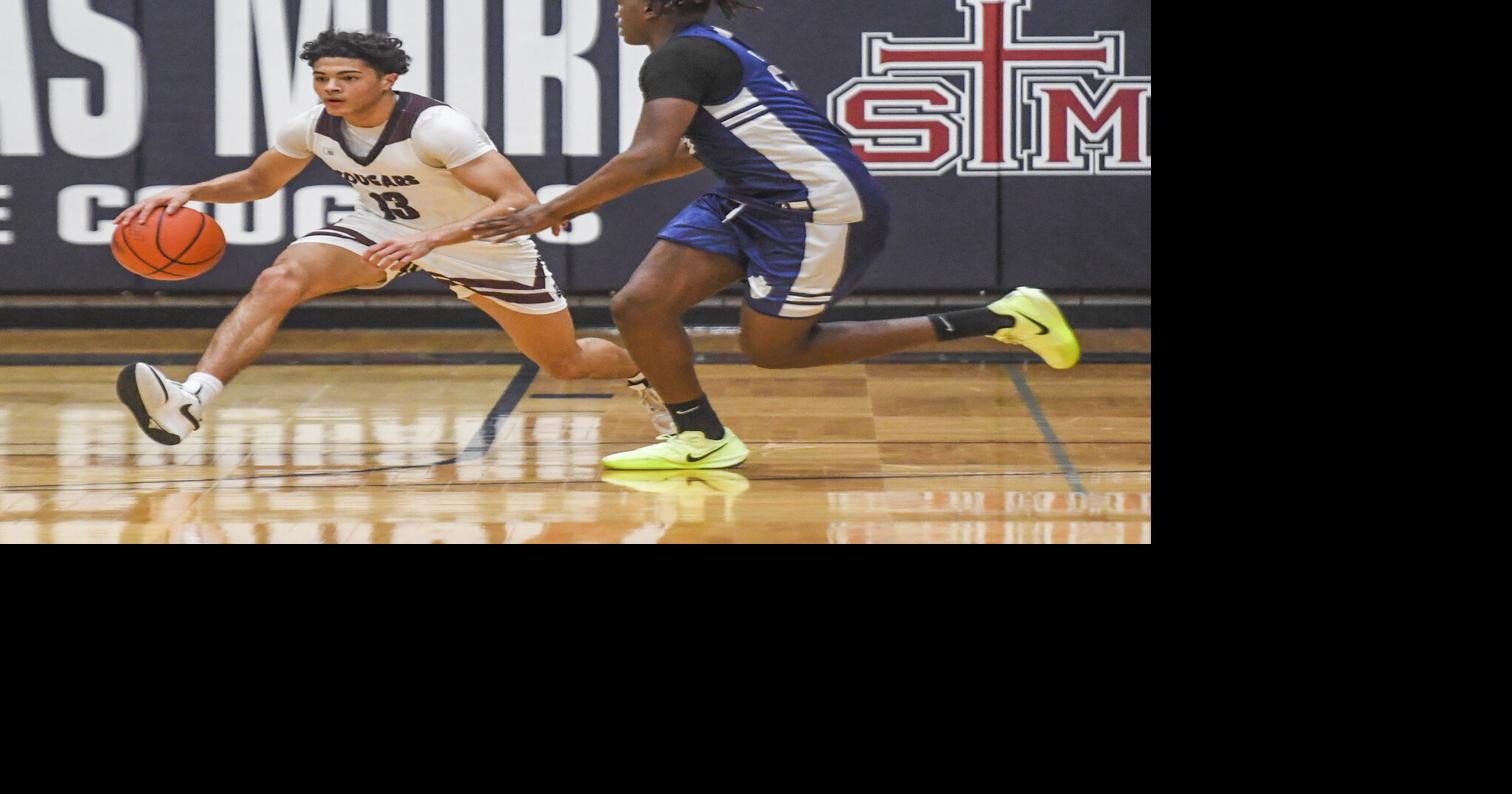 Dramatic finish at St. Thomas More bounces Huntington from basketball playoffs