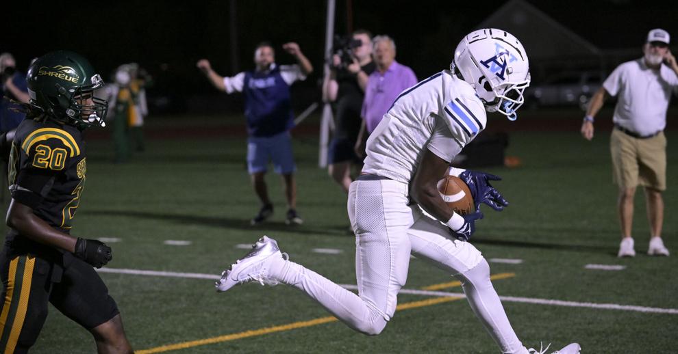 Airline Vikings football goes 100 in regular season High Schools