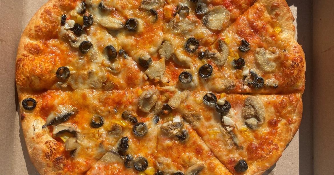 See the top-selling items, pizza offerings at this takeout-only restaurant in Bossier City