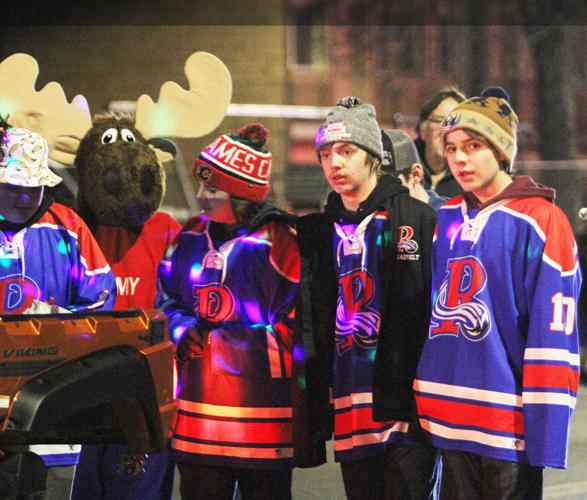 2021 Sidney Christmas Parade lights up downtown
