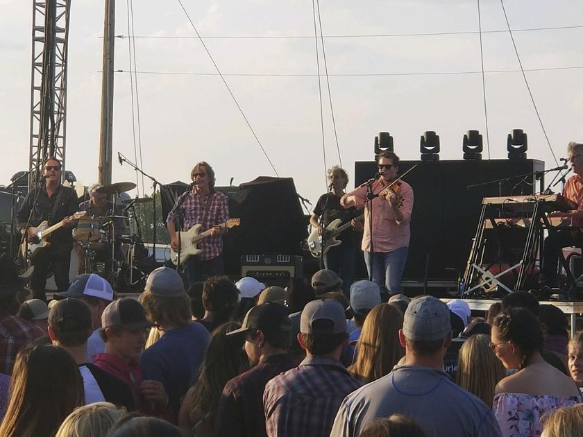 Fair concerts well attended on Saturday night Community