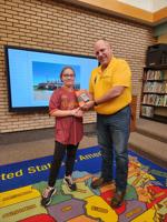 Masons gift 26 Kindles to area elementary kids