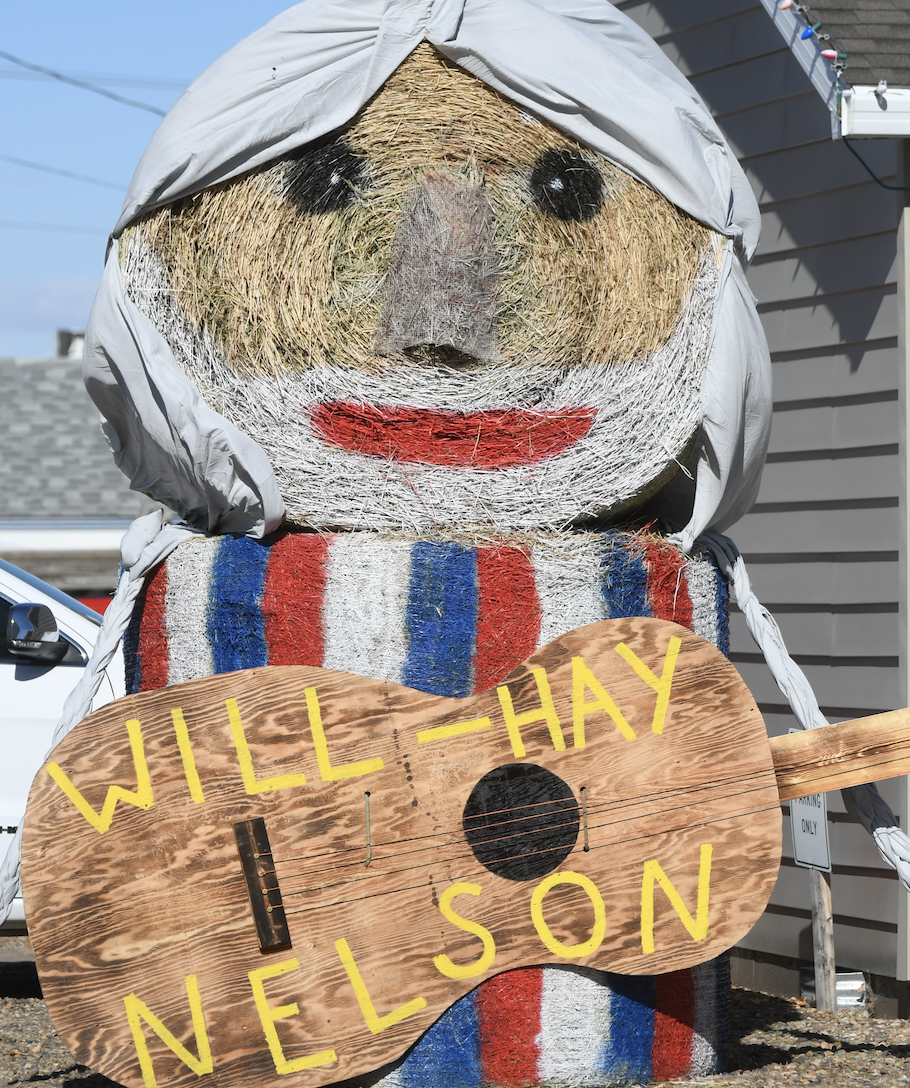 Hay Bale Decorating Contest In Full Swing Local News Sidneyherald Com