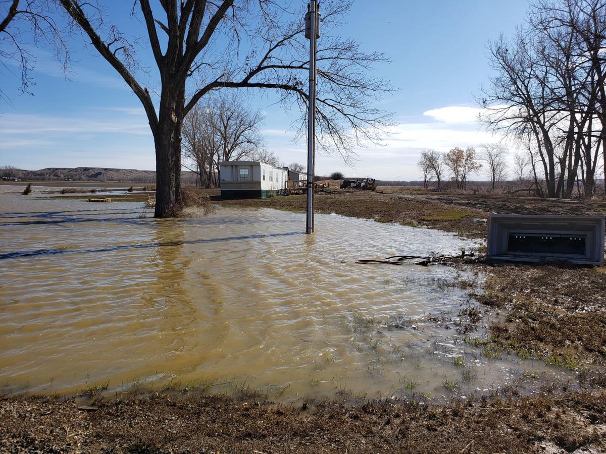 Volunteers work over weekend to help families reclaim lives Local