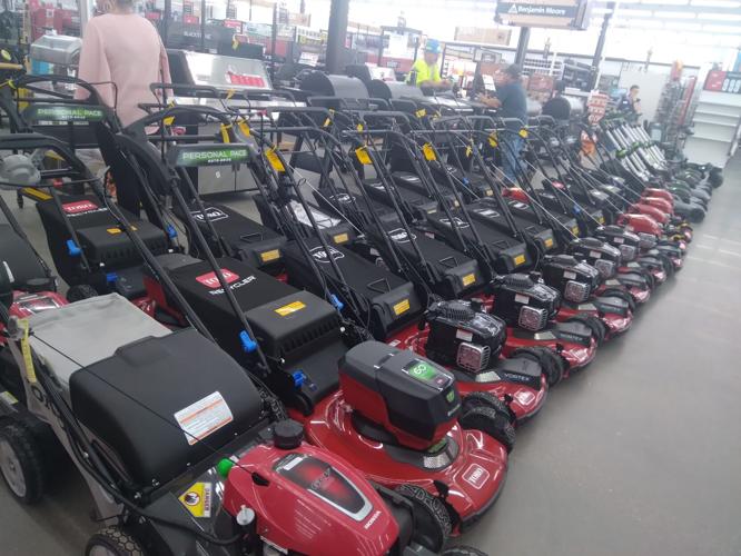 Sidney Ace Hardware opens its doors Local News