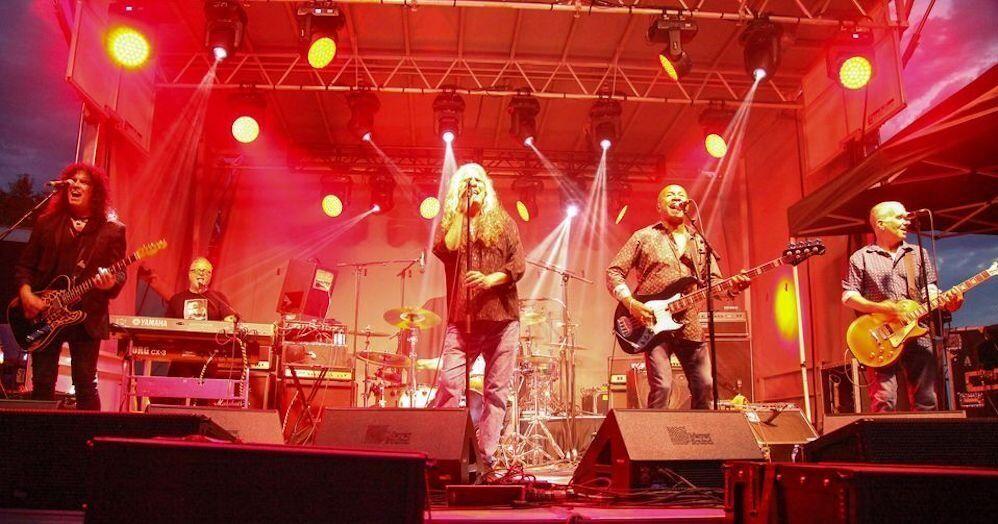 This popular Ontario beach town is hosting a weekend of midway rides and concerts. Here is who you can check out