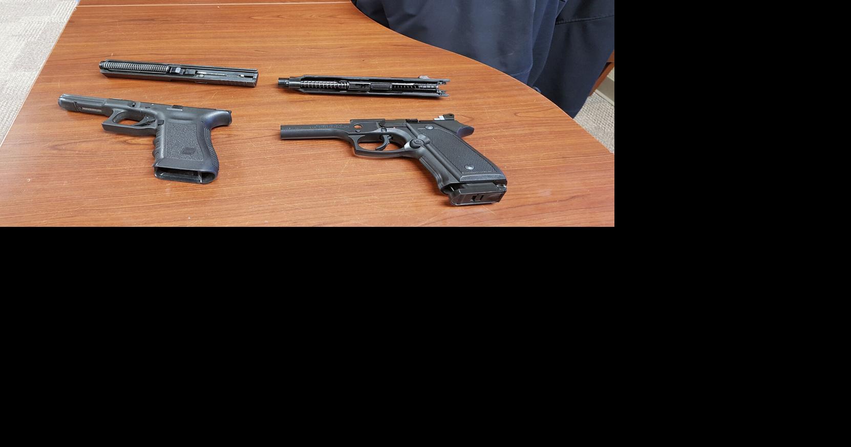 Traffic stop results in replica handgun seizure in Innisfil
