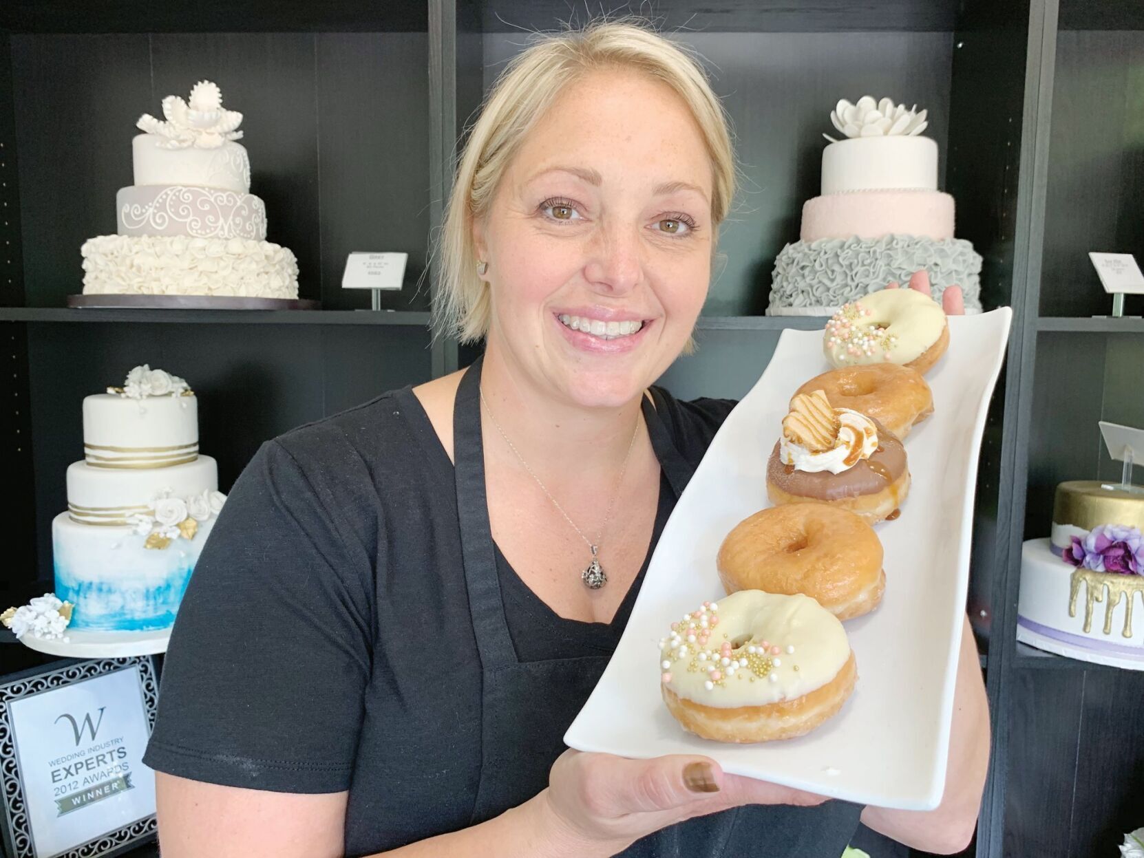3 Best Cakes in Barrie, ON - ThreeBestRated