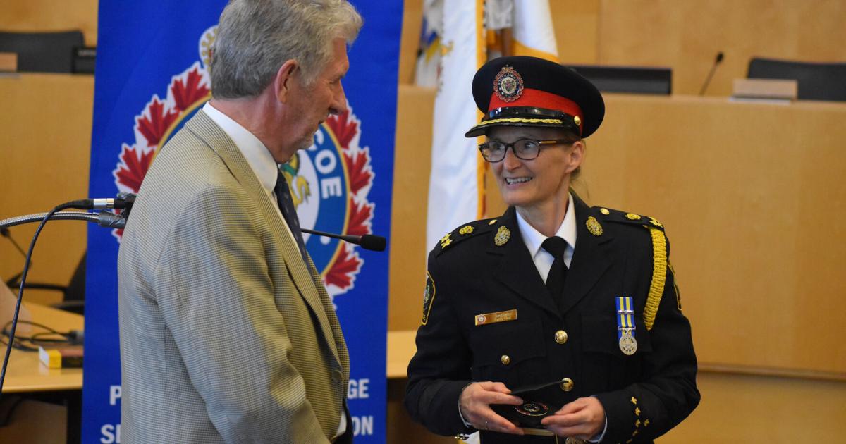 South Simcoe Police swear in newest deputy chief