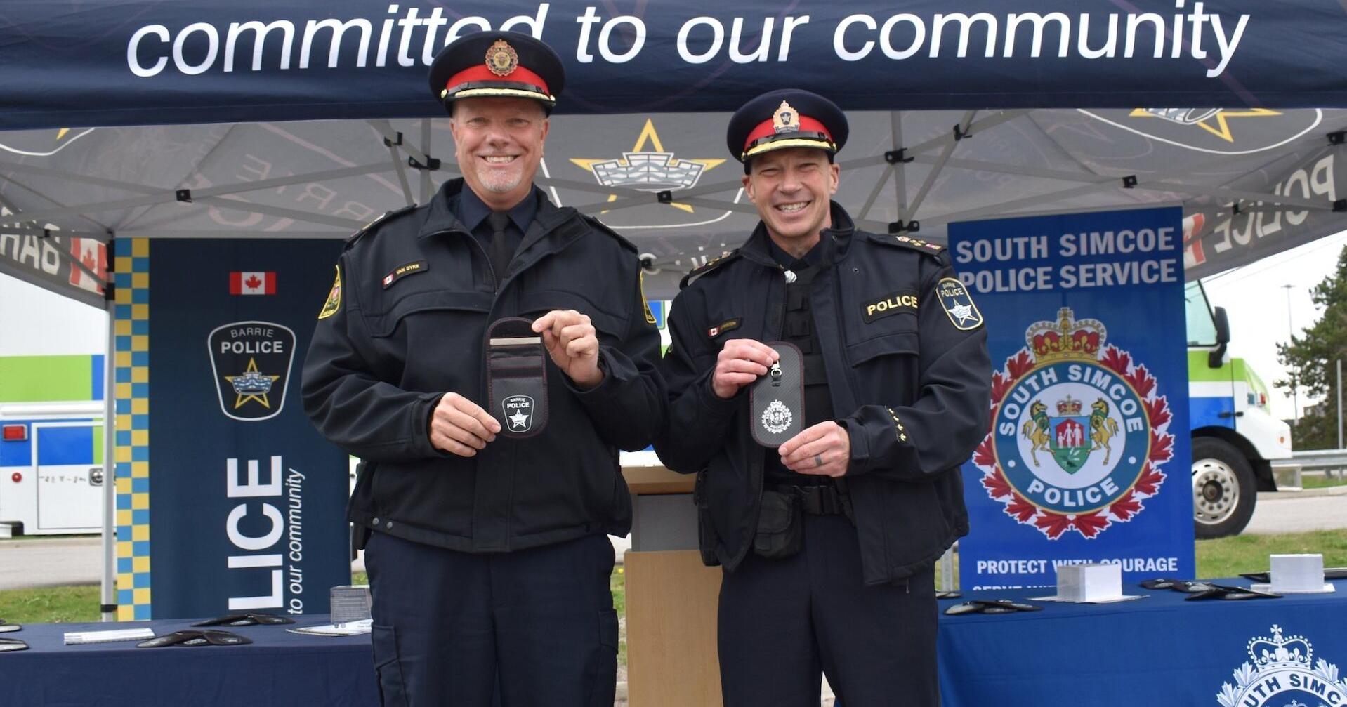 Barrie, South Simcoe Police distribute 10,000 faraday bags - Vimarsana News