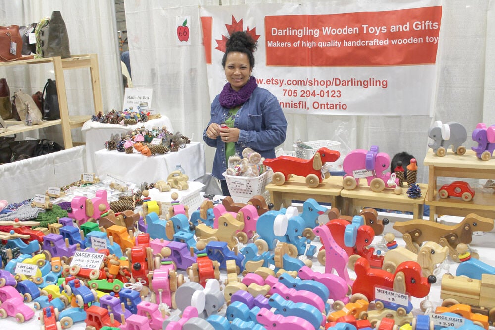 Meaford Apple Harvest Craft Show draws thousands