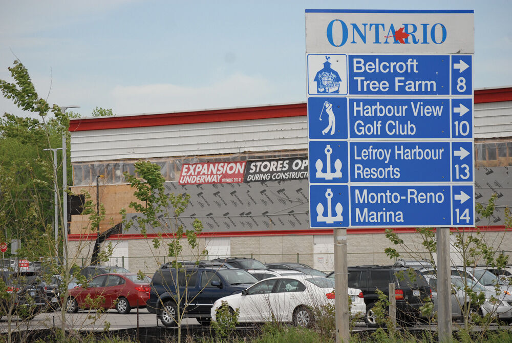 tanger outlets cookstown nike