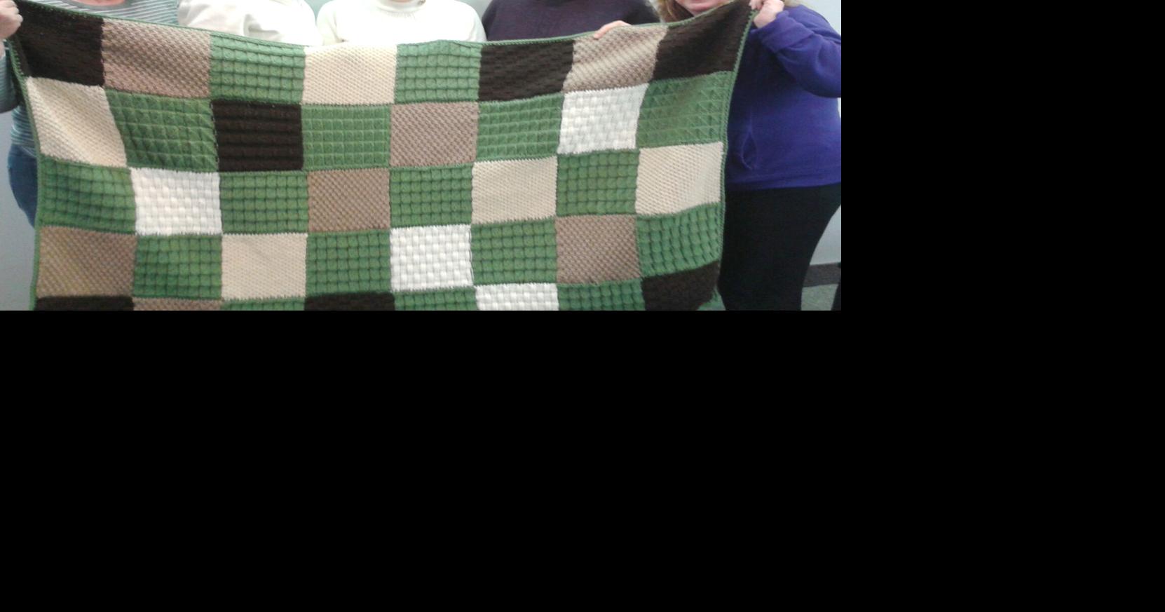 Alliston group knits blanket for hospice