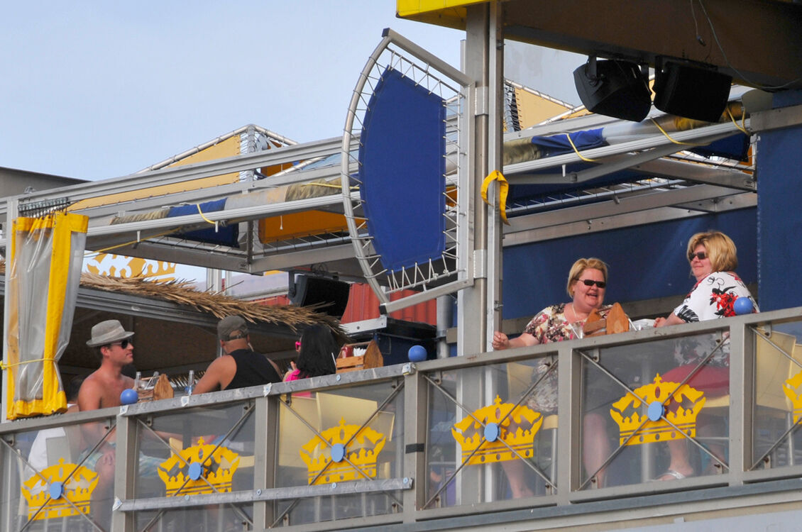 Wasaga bar opens with special occasion permit