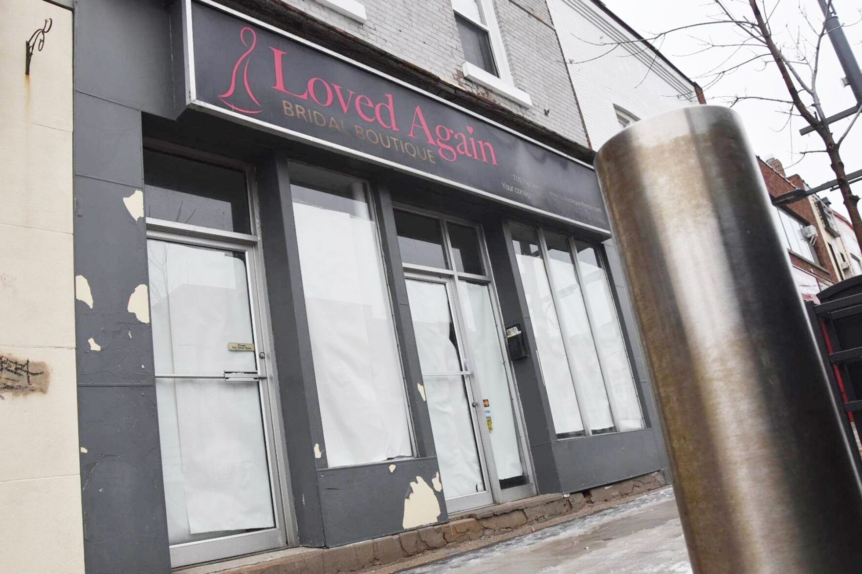 Barrie bridal shop closes leaving consignors in the lurch