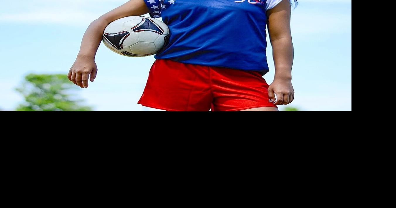 Soccer midfielder from Barrie off to play international games