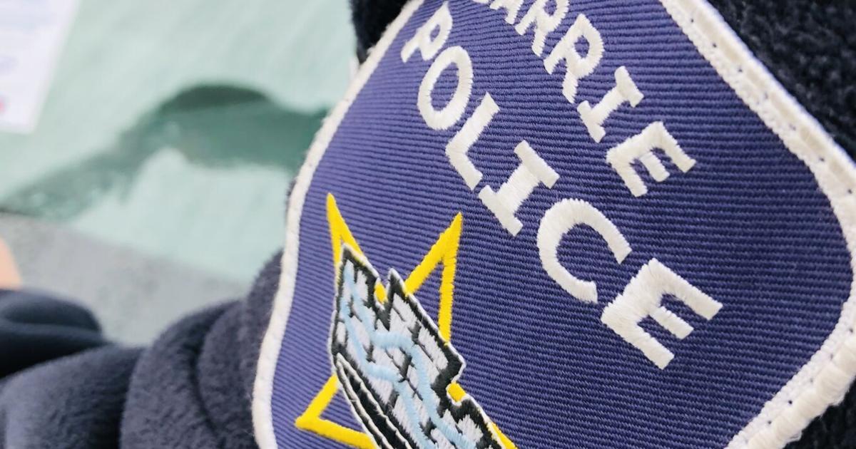 Driver charged going wrong way on Hwy. 400, guns and cocaine seized in Barrie: Here’s the latest police news from across Simcoe County