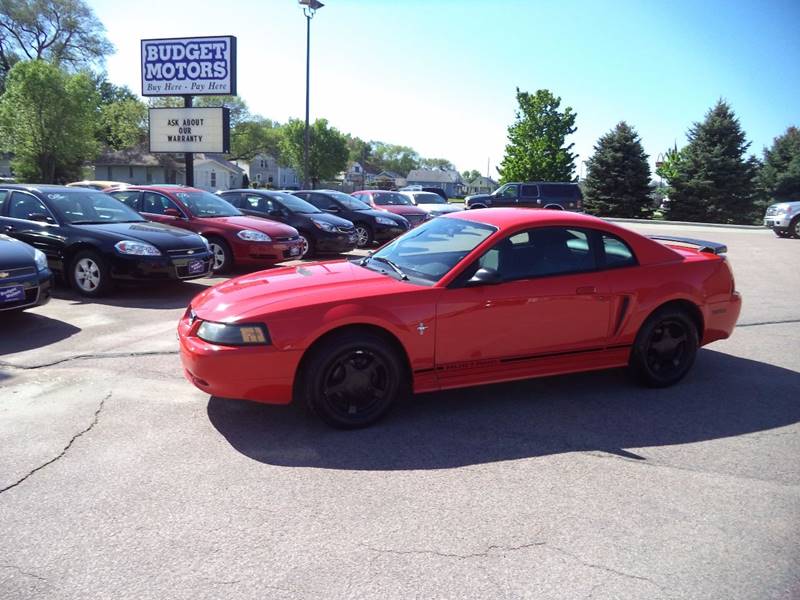 2001 red ford mustang coupes siouxcityjournal com 2001 red ford mustang coupes