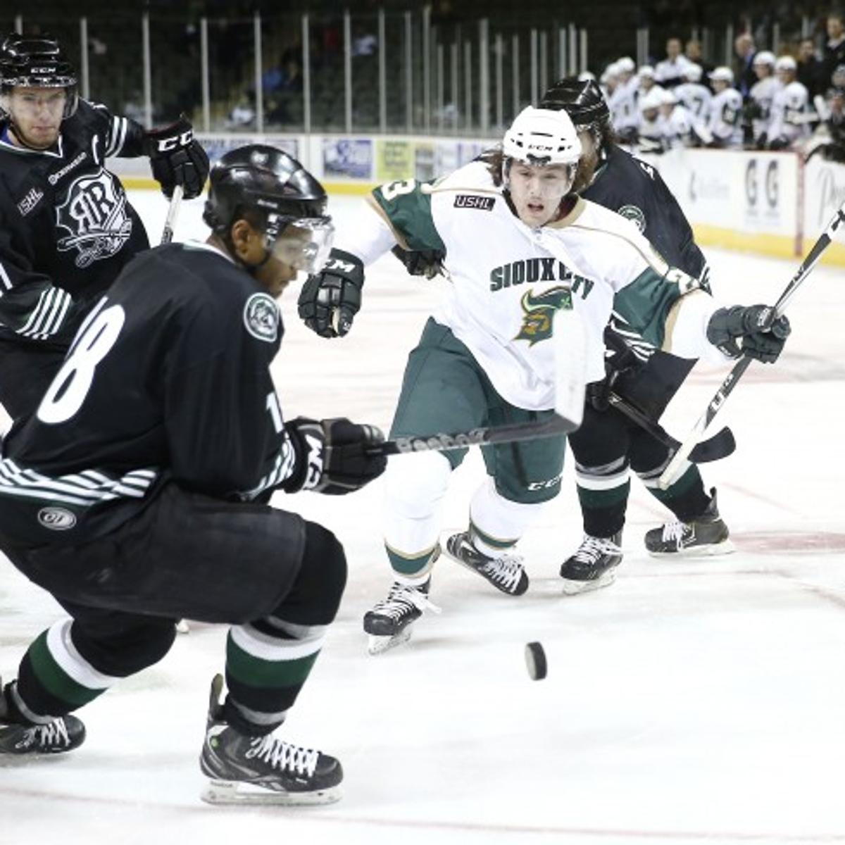Musketeers Trades Designed For Long Term Success Musketeers Siouxcityjournal Com