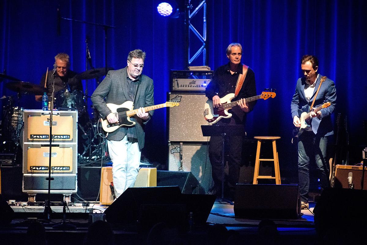 Vince Gill Pays Tribute To The Country That Made Him Entertainment Siouxcityjournal Com Слушать vince gill — «tryin' to get over you» (шазамов: vince gill pays tribute to the country