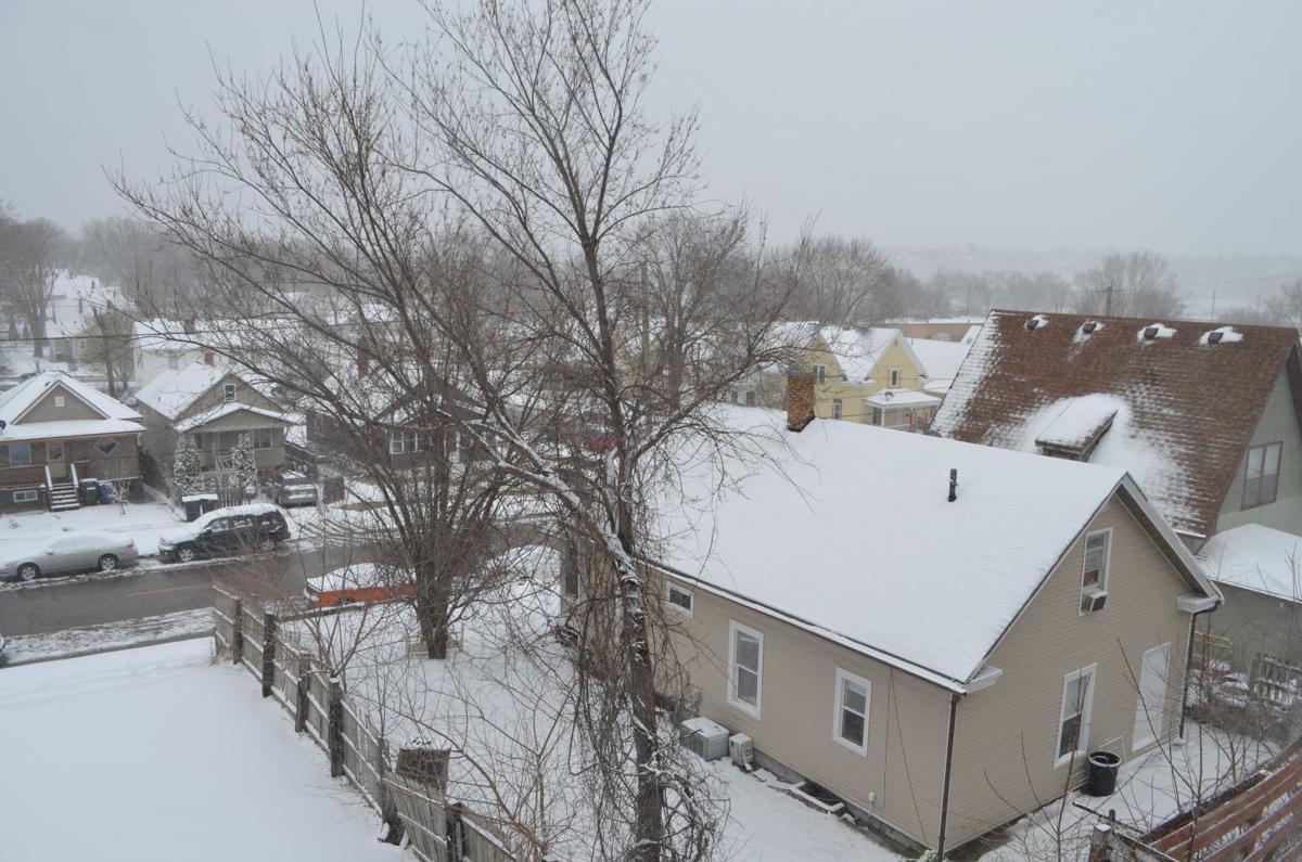Sioux City sees 3.7 inches snowfall Sunday; northern communities have