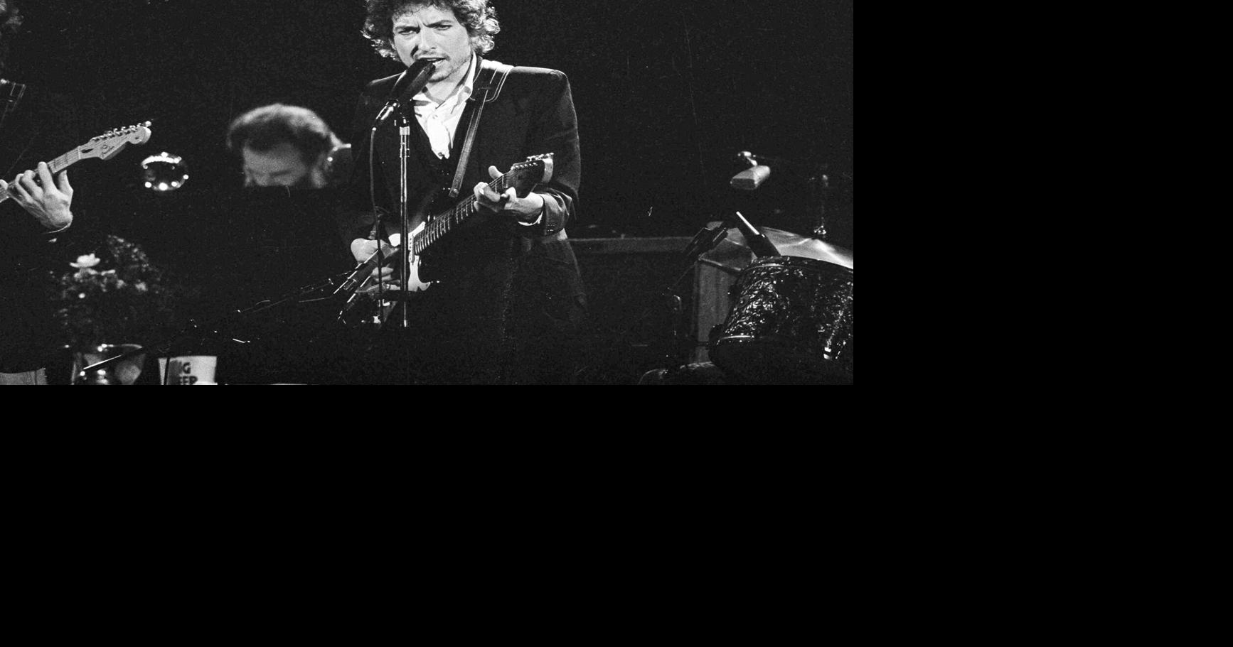 Bob Dylan plans 27-disc box set from 1974 tour with The Band