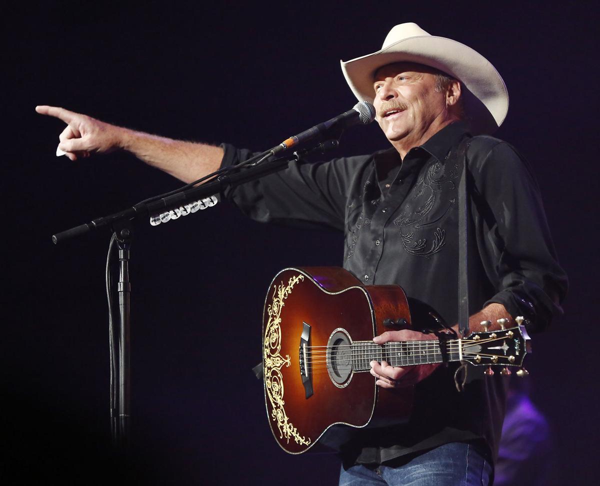 REVIEW Alan Jackson turns back clock, keeps it country at Tyson
