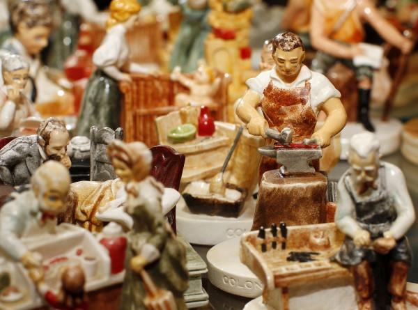 Lou Hansen's collection of Sebastian miniatures