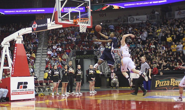 Photos Heelan Fans Celebrate Sports Siouxcityjournal Com