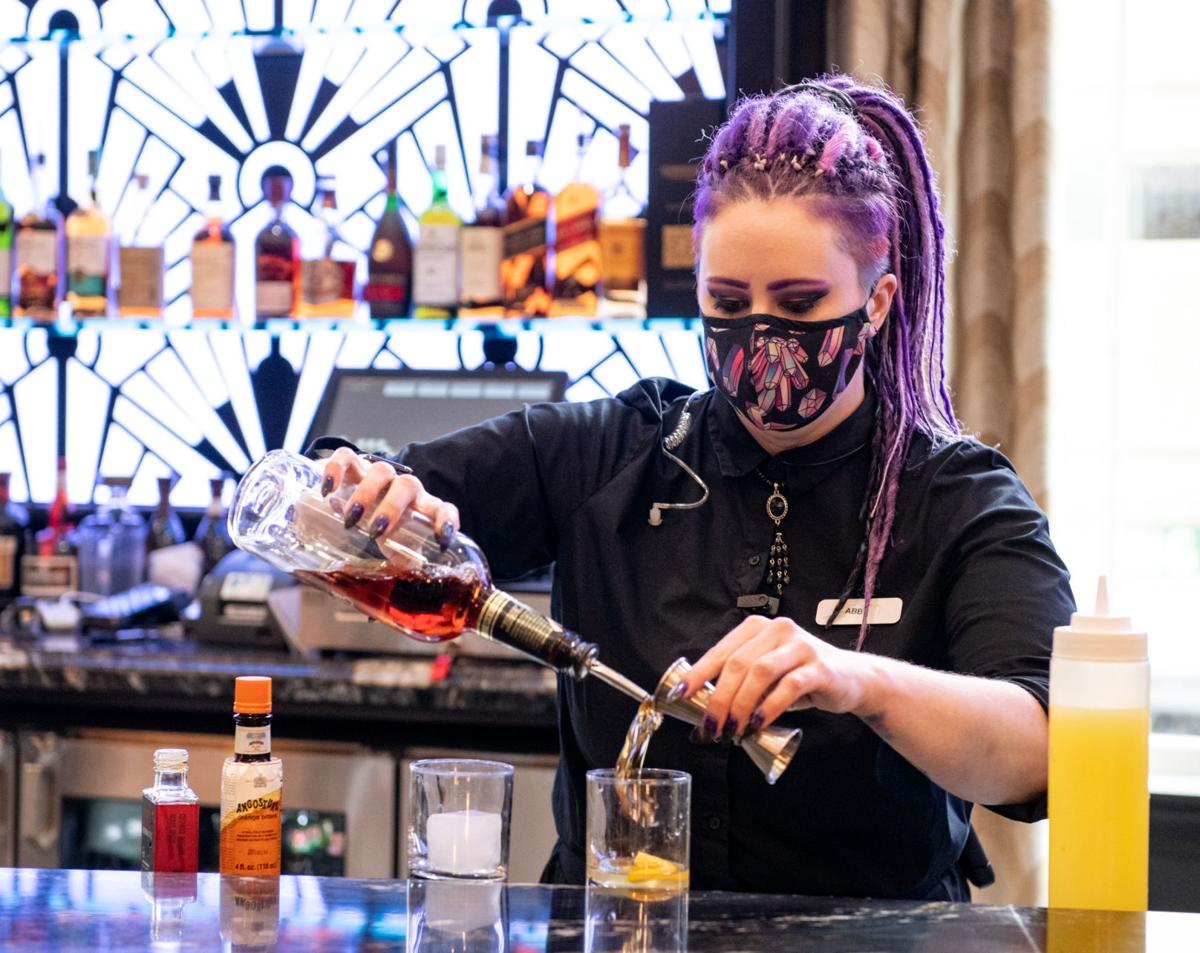 Watch Now Classic Cocktails Cutting Edge Cuisine Highlight Restored Sioux City Landmark Food And Cooking Siouxcityjournal Com