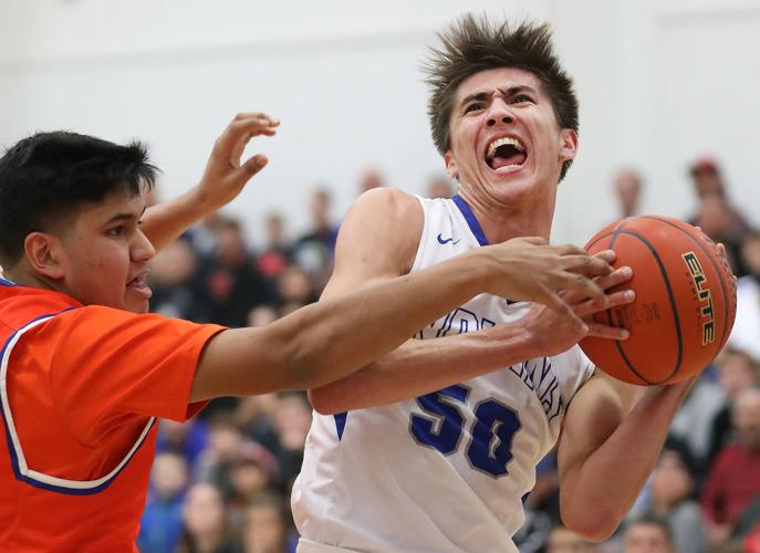 Winnebago belts Walthill to reach final