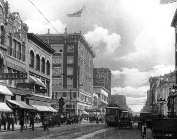 Sioux City accounting firm turns 100 years old