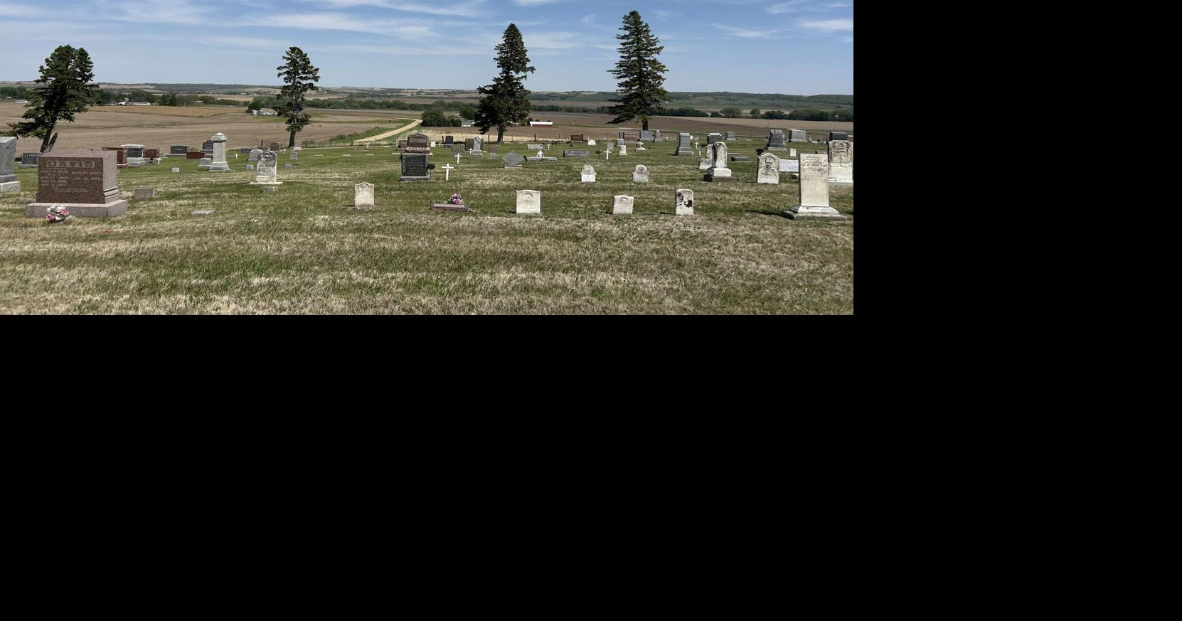 Tornado rips through eastern Woodbury County, knocks over, damage headstones at Oto cemetery