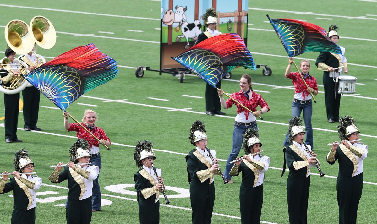 Photos; Starfest marching band competition News